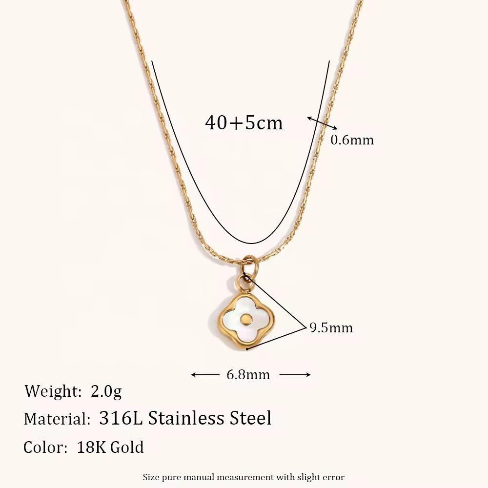 Shell Flower Necklace