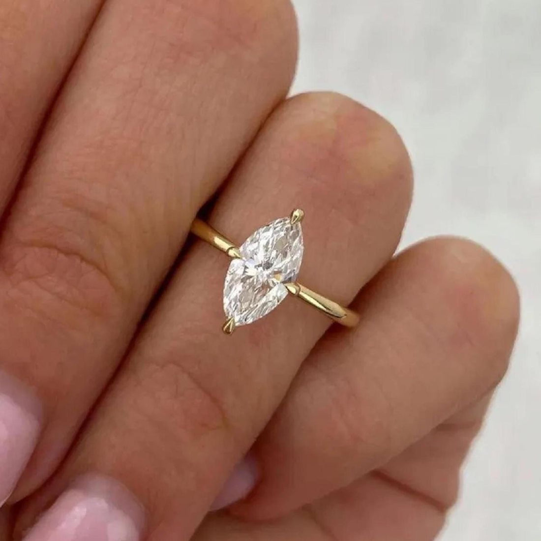 MOISSANITE
