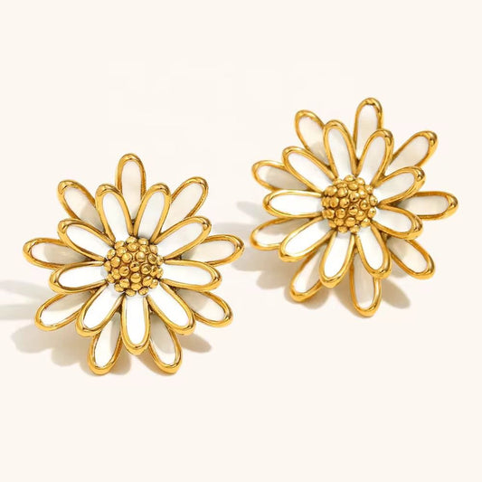 Daisy studs