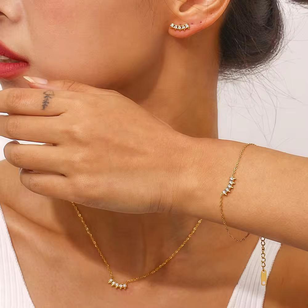 Queen Bracelet